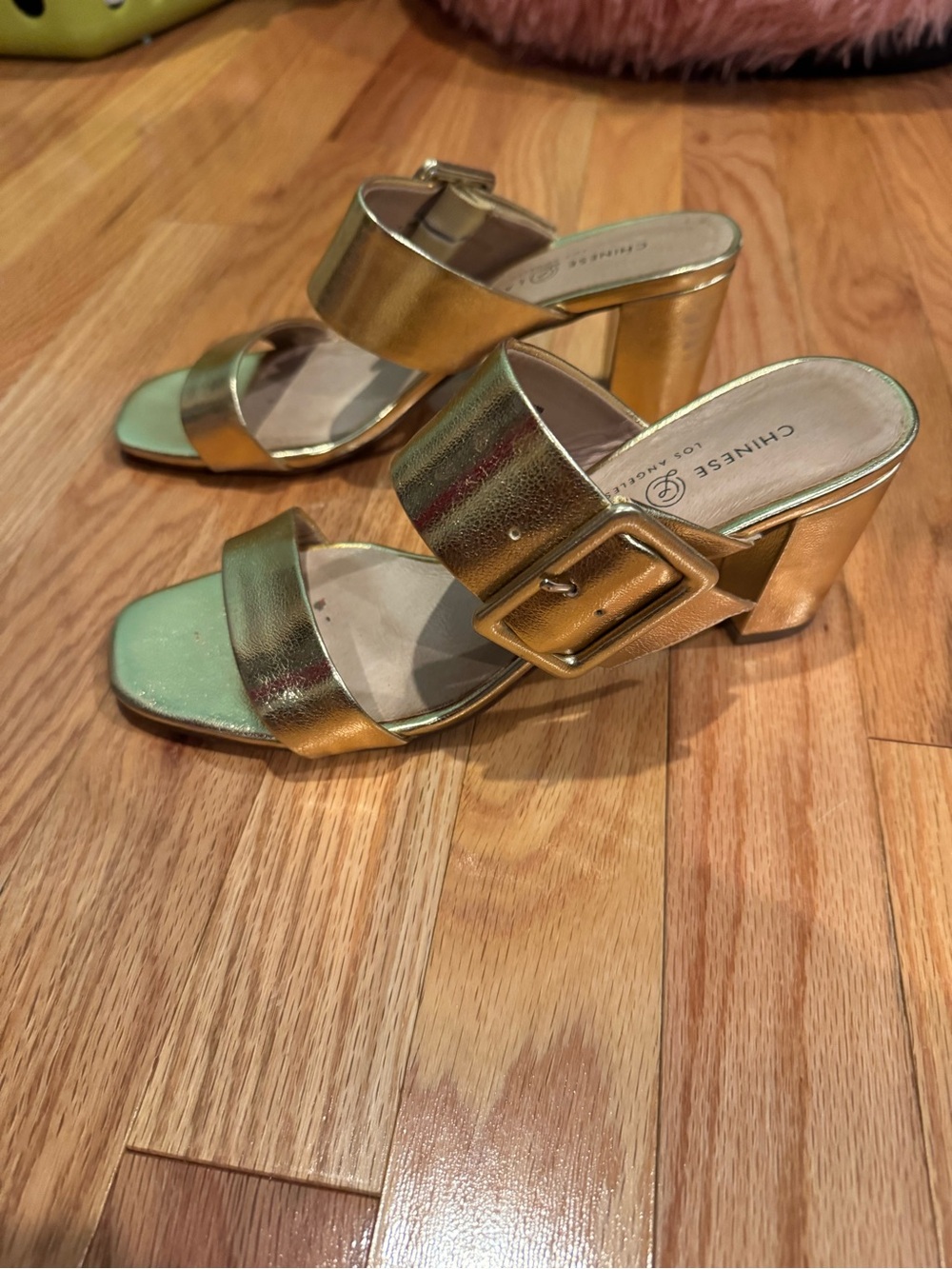 Chinese Laundry Metallic Gold Buckle Block Heel Sandals size 8